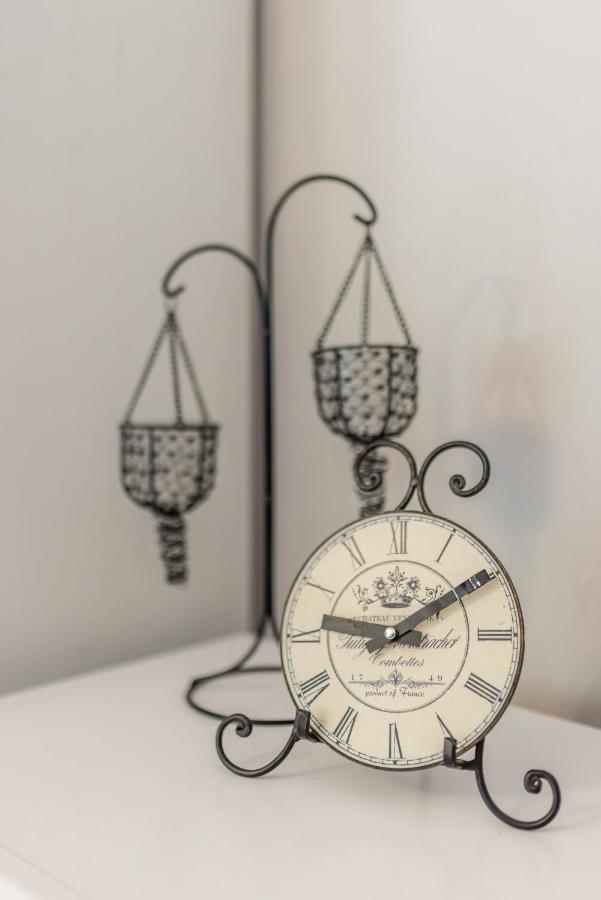 Artistic Chill Art Apartment 2+2.Centar Of Split. Buitenkant foto