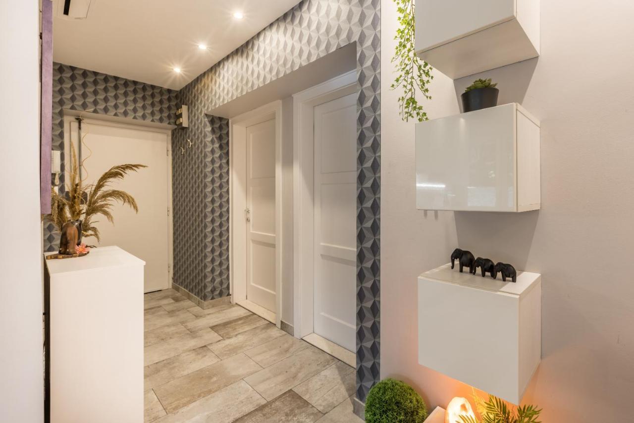 Artistic Chill Art Apartment 2+2.Centar Of Split. Buitenkant foto